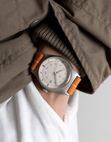 MUS+01 ORANGE P AUTO